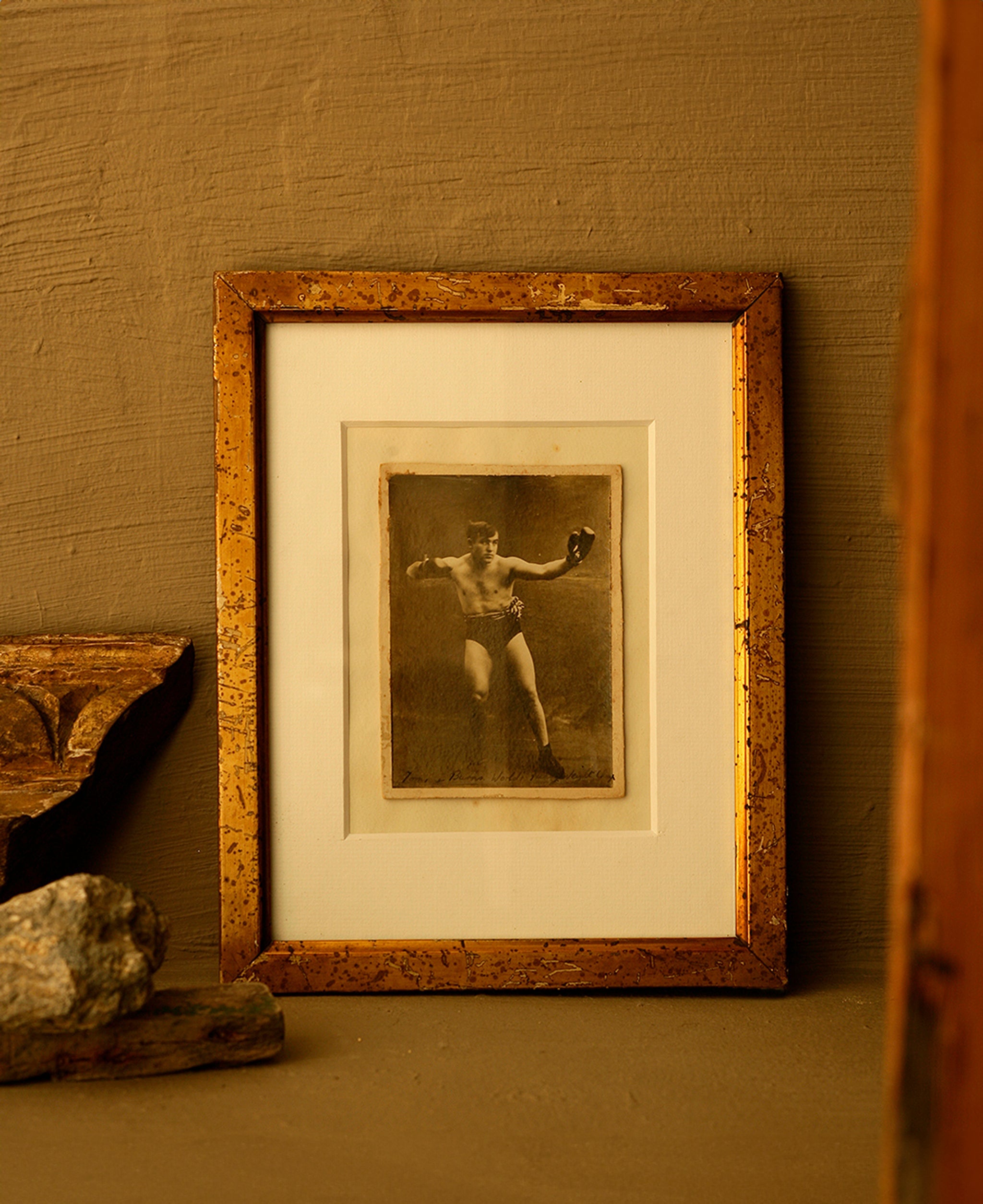 VINTAGE FRAMES