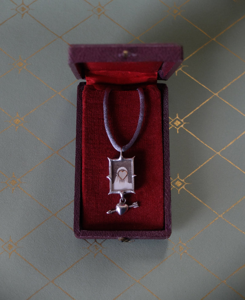 Cupid's arrow