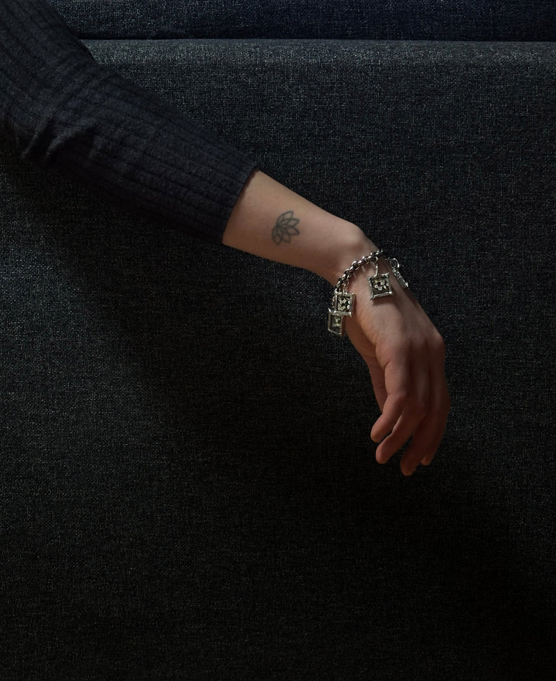 Daisy garden bracelet