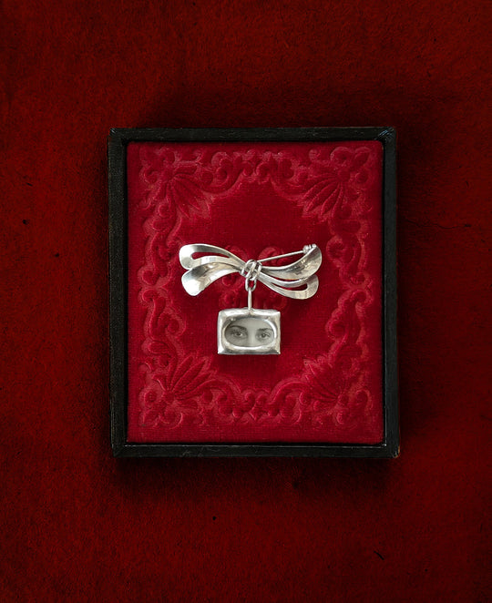 Lovers eyes brooch